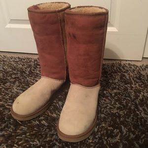 Multiple colored Ugg’s